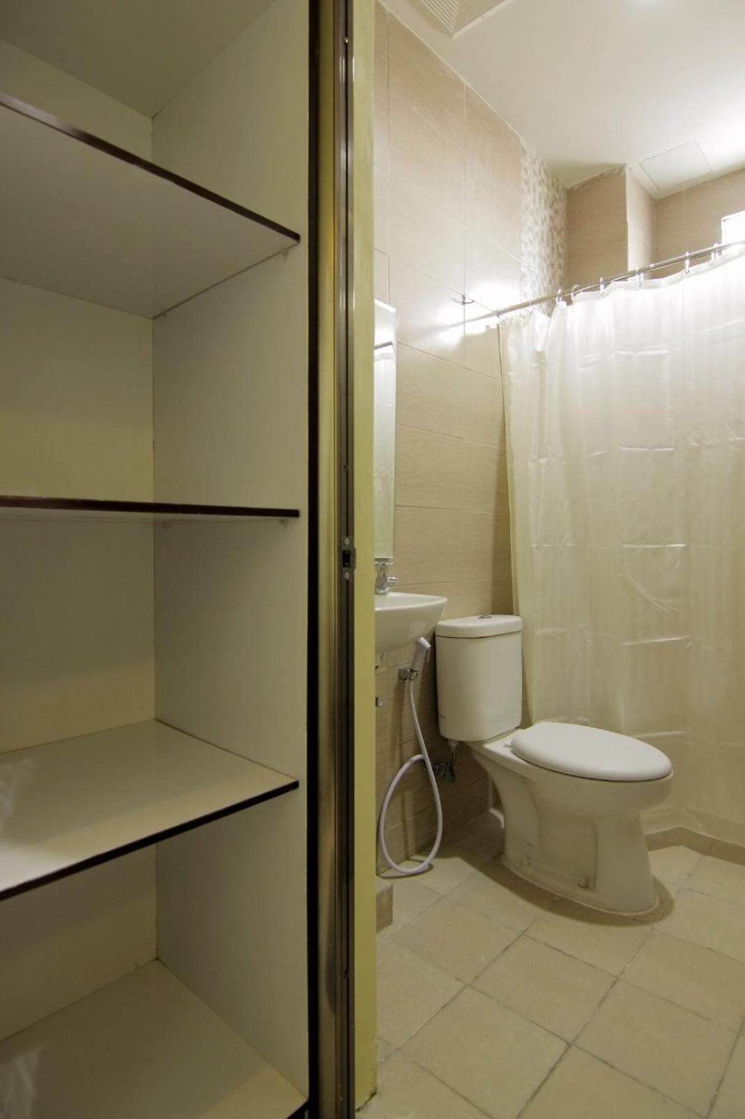 Dekost Madiun Hotel ภายนอก รูปภาพ
